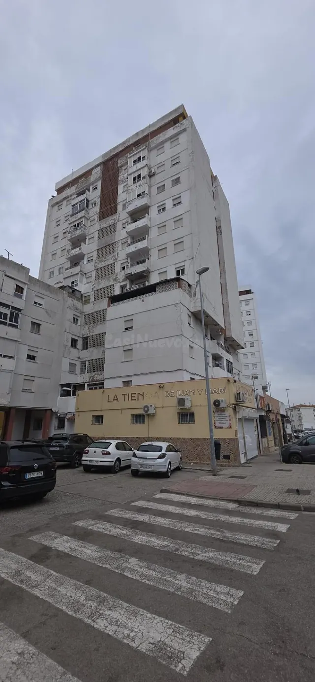 PISO PARA ENTRAR A VIVIR EN LA TORRES DEL SALADILLO