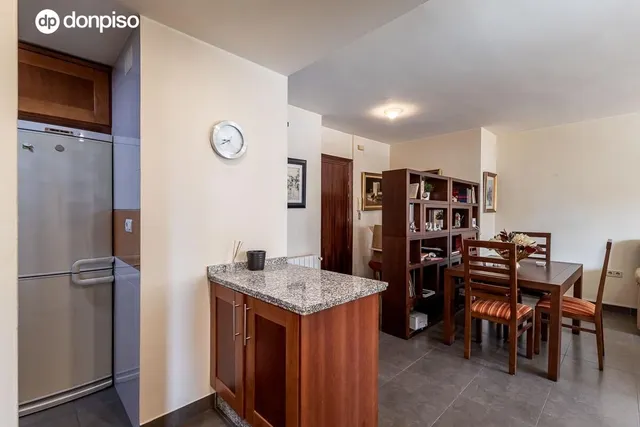 LUMINOSO PISO EN PLANTA ALTA EN ZONA FÍGARES — 6