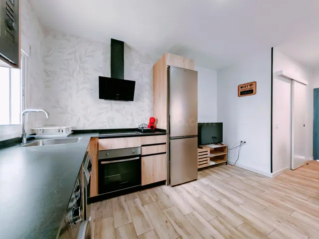 CASA REFORMADA CON LICENCIA TURÍSTICA A POCOS PASOS DE LA PL - foto 4
