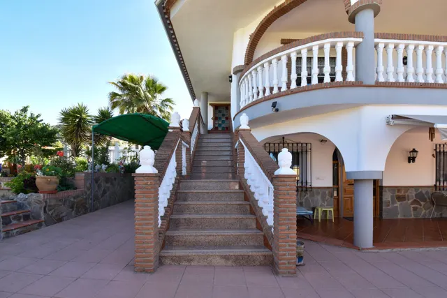 Espectacular chalet de lujo en El Puntal — 16