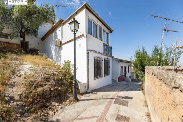 Coqueta Casa zona Barranco del Abogado con vistas a Granada - foto 2