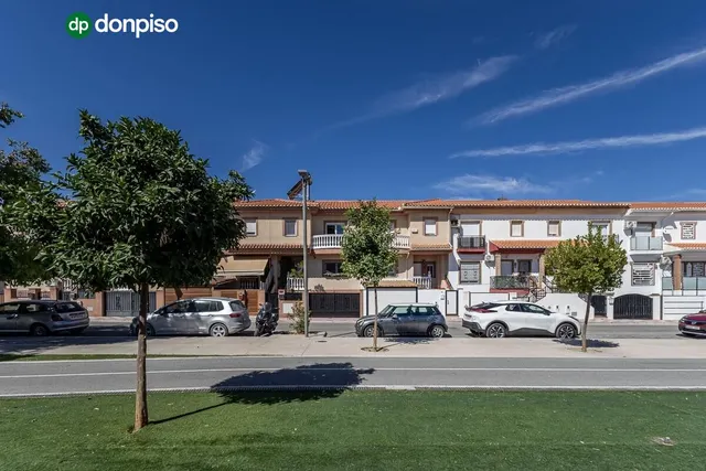 Casa en Cullar Vega con todas las comodidades a tu alcance. — 37