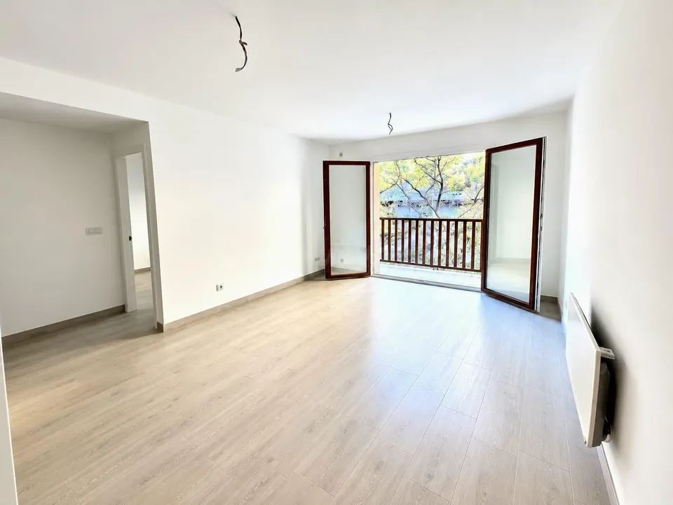 Ático seminuevo en venta con vistas al valle en Sant Julià de Lòria