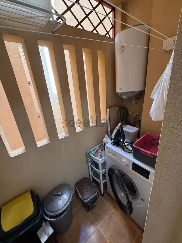 Se alquila estupendo piso en Teatinos — 7