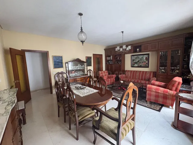 D. Exclusiva vivienda en el centro de Córdoba