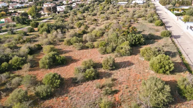 Solar Urbano para Construir una Villa Mediterránea de Lujo - foto 5