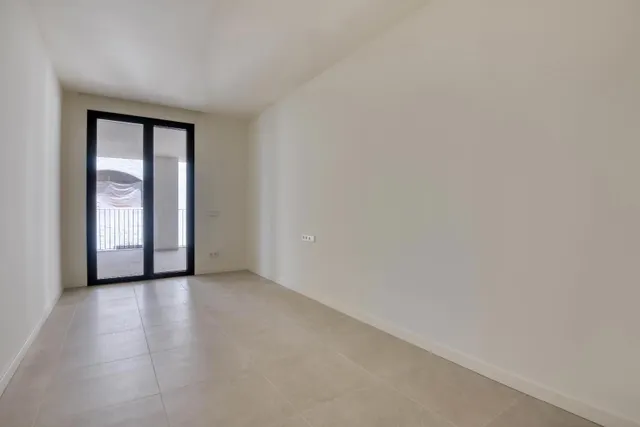 Apartamento de obra nueva con vistas al mar a pocos metros de la playa  en L’Escala — 10