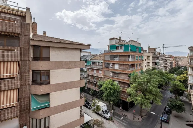 LUMINOSO PISO EN PLANTA ALTA EN ZONA FÍGARES — 4