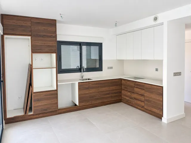 CHALET INDEPENDIENTE DE OBRA NUEVA, 4 DORMITORIOS, 3 BAÑOS, PISCINA EN ZONA MUY TRANQUILA EN ALBIR — 6