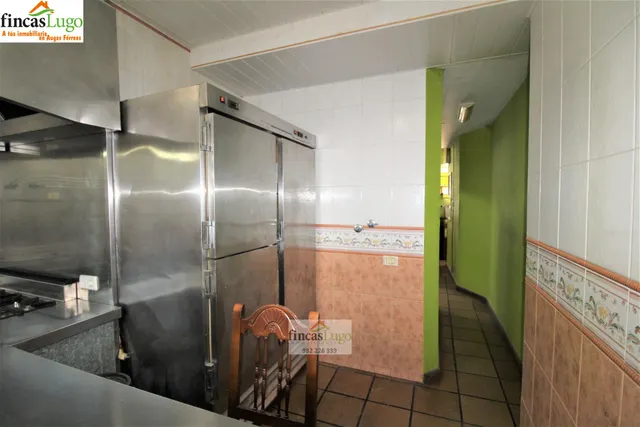CAFETERÍA-RESTAURANTE EN ZONA UNIVERSITARIA — 17