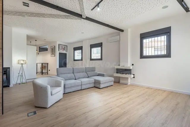 LOFT DE LUJO A ESTRENAR !! — 2