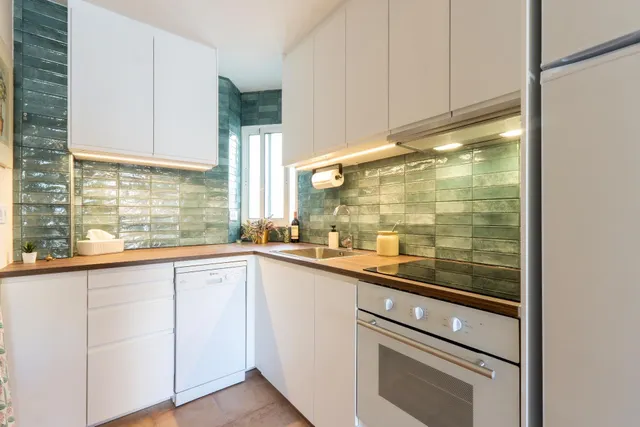 Ático renovado con estilo y balcón cerca de la playa — 5