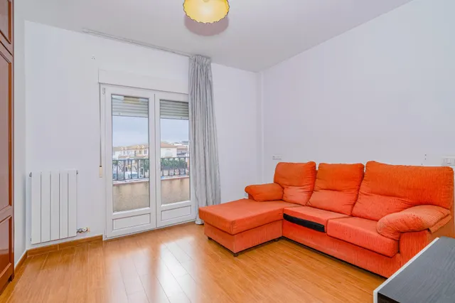 Chalet en venta en la mejor zona de ATARFE — 40