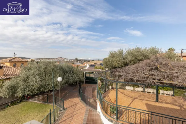 Vivienda Exclusiva en Urbanización Viñas del Rey – Otura — 29