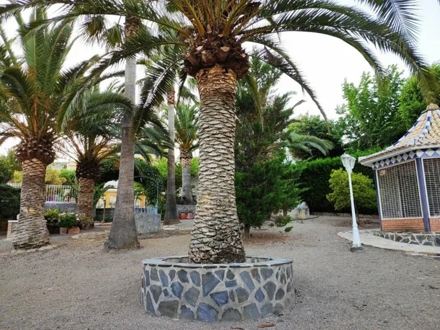Estupendo chalet en venta — 30