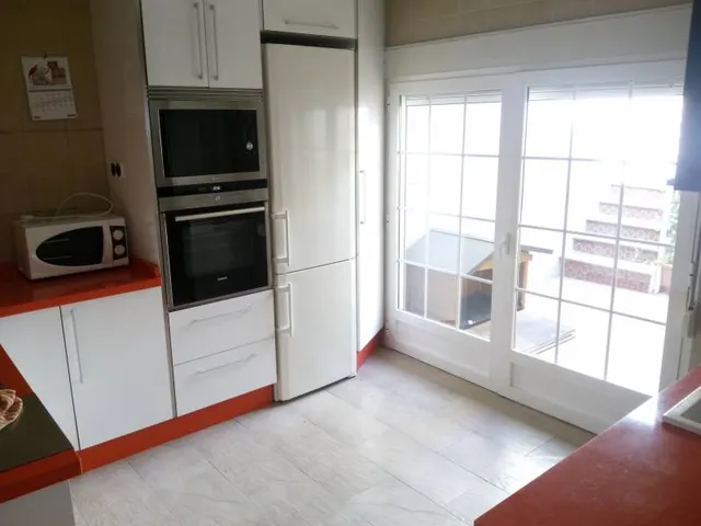 21 Inmobiliarias Vende casa en Xirivella zona Avenida Cami Nou — 14