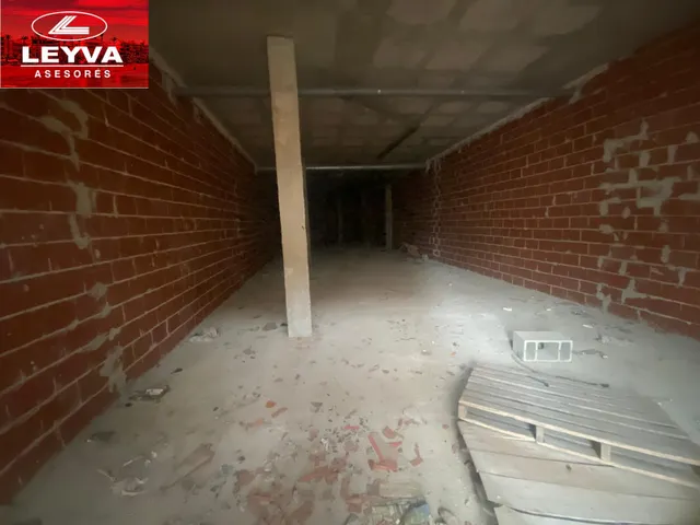 LOCAL COMERCIAL EN VENTA — 19