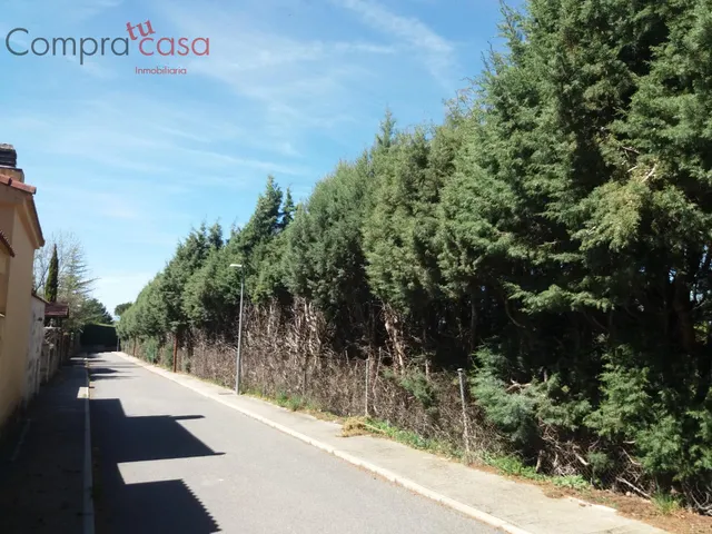 VENTA.-.PARCELA URBANA.-.ORTIGOSA DEL MONTE — 8