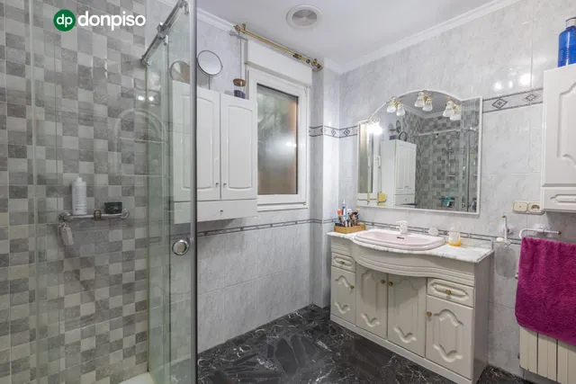 Complejo industrial con vivienda en Alhendín con 2500 metros cuadrados — 18