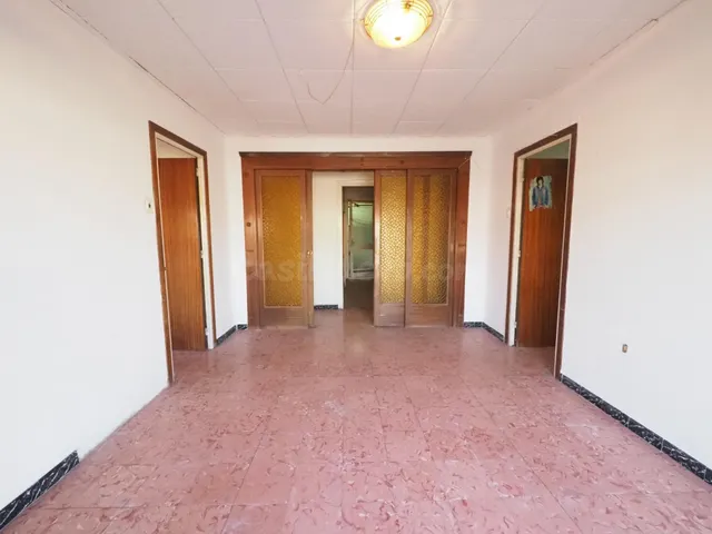 SE VENDE PISO EN PINEDA DE MAR, ZONA CENTRO