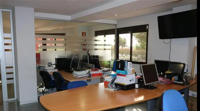 Oficina en entresuelo en Calle Pintor Soler Blasco