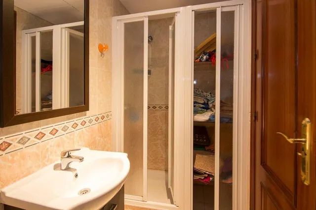 Magnifica vivienda con garaje en vergeles, junto a palacio de deportes — 13