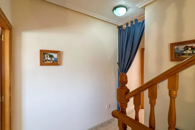 MAGNIFICA VIVIENDA ADOSADA CON PISCINA COMUNITARIA, IDONEA COMO VACACIONAL — 47