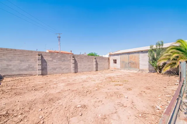 Finca en Atarfe con dos naves y cobertizo — 20