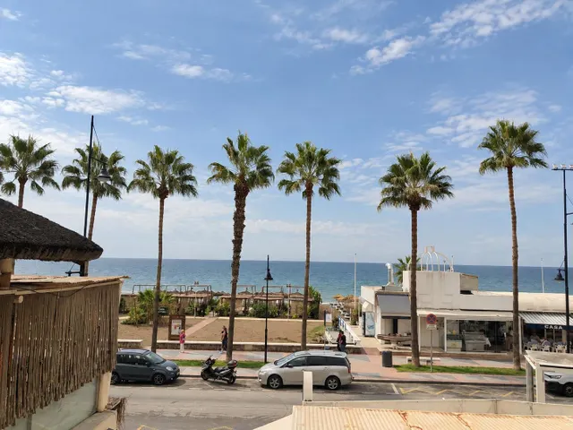 Piso en Torremolinos en primera linea de playa — 27