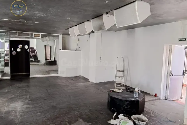 Increíble oportunidad comercial en venta en Puerto Banús - foto 4