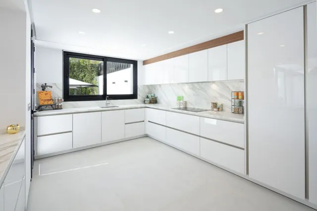 Parcela 6 habitaciones 360m² en venta - Costa Del Sol - foto 4