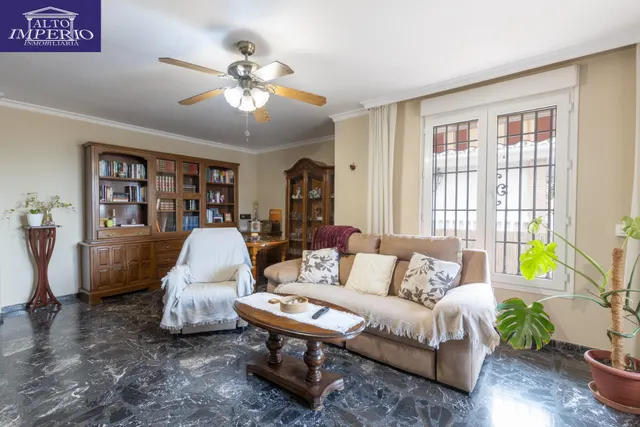 Complejo industrial con vivienda en Alhendín con 2500 metros cuadrados — 6