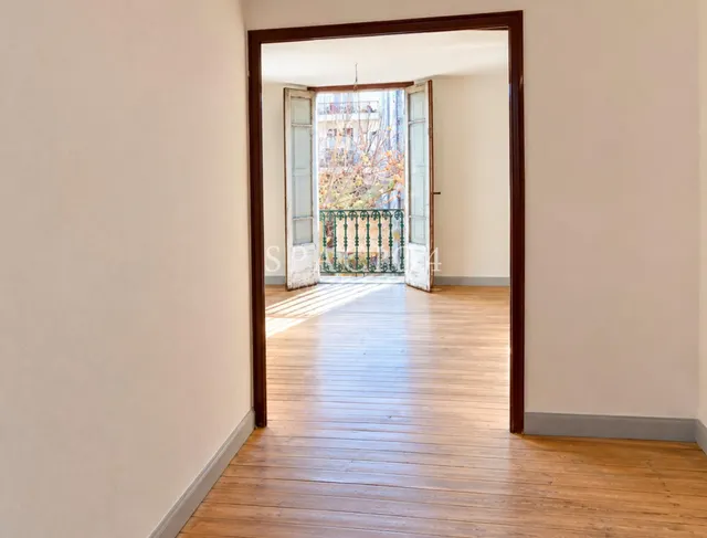 Edificio en venta en Ourense centro con vistas a la Plaza de la Trinidad — 13