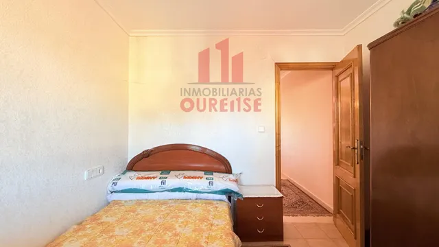 CASA TRADICIONAL DE PIEDRA CON GRAN PARCELA Y ANEXOS EN ABAVIDES (OURENSE) — 29