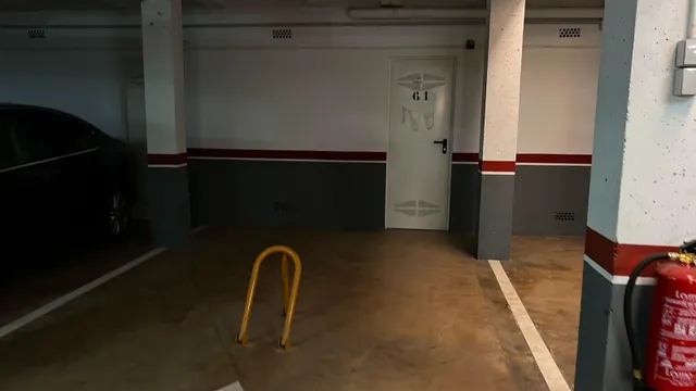 Ático dúplex de 4 dormitorios con terraza de 20,76 m2, 2 garajes y trastero en Picanya — 21