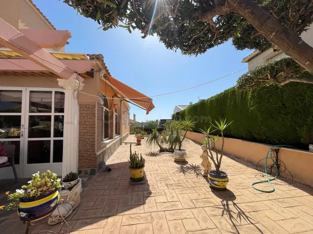 Villa 4 habitaciones 180m² en venta - Costa blanca — 2