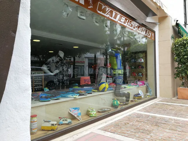 Local comercial 94m² en venta - Marbella — 3