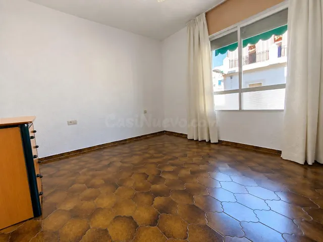 Piso en Alquiler semiamueblado en Santa Rosa-Valdeolleros