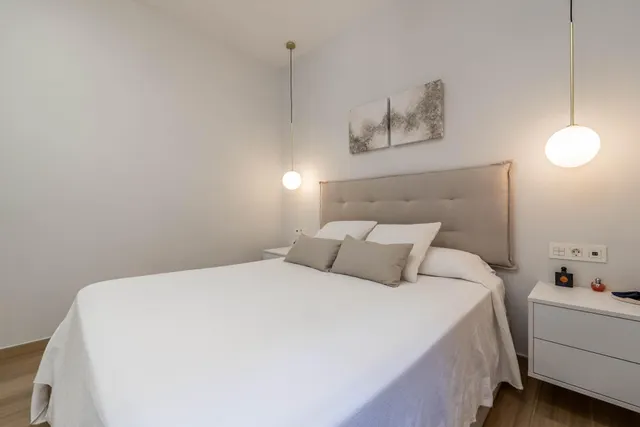 VENTA DE CÉNTRICO PISO CON LICENCIA TURÍSTICA - GRANADA — 13