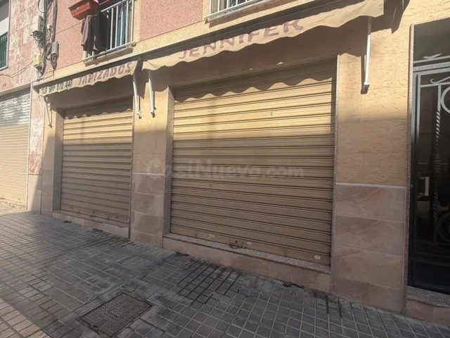 Local comercial para cambio de uso a vivienda en Elche - foto 2