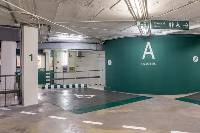 Parking 12m² en alquiler - Barcelona — 17