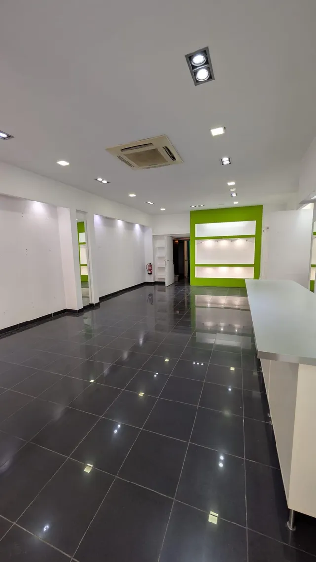 ¡GRAN LOCAL COMERCIAL EN ALQUILER, ELCHE, JUNTO A HIPERBER Y REINA VICTORIA, 150 M2, ASEO Y CRISTALERA A LA CALLE! — 6