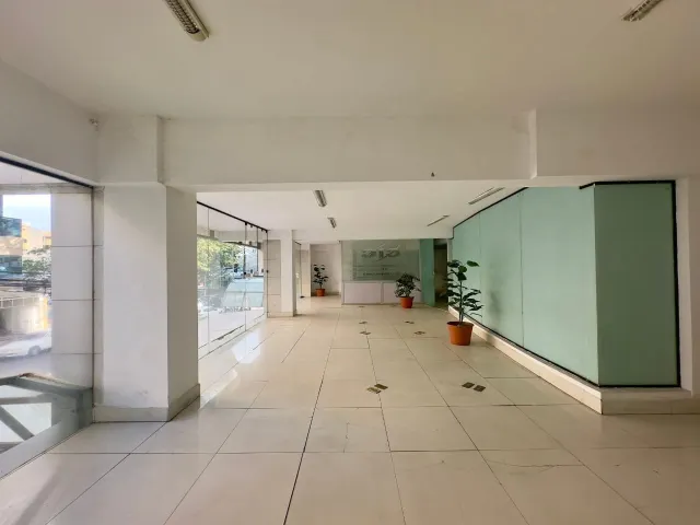 Local comercial 200m² en alquiler - Central norte — 8