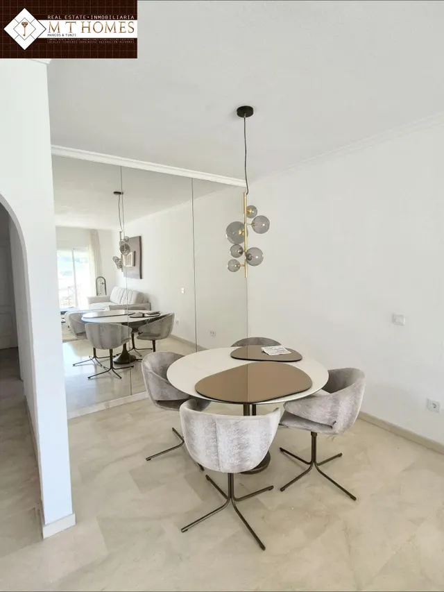 PISO JUNTO AL MAR CON VISTAS TOTALMENTE RENOVADO — 11