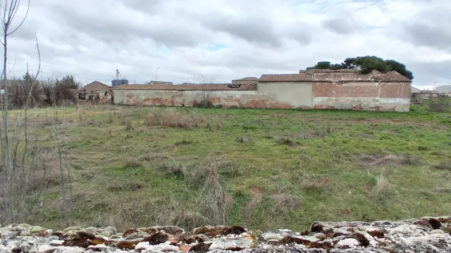 Urbis te ofrece un terreno en venta en Peñaranda de Bracamonte, Salamanca. — 2