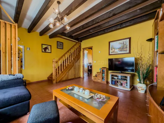 CHALET PAREADO EN VENTA CON TERRAZA EN VILLAFUFRE - foto 3