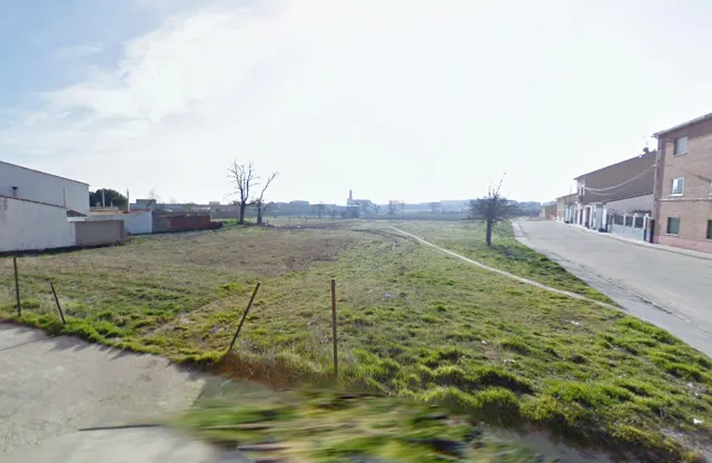 Urbis te ofrece un solar en venta en Cantalapiedra, Salamanca. — 6