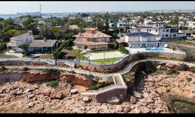 Chalet 8 habitaciones 480m² en venta - Costa blanca