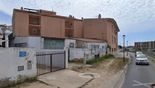 Terreno urbano 990m² en venta - Les Creus-Can Feliu de Merol - foto 4