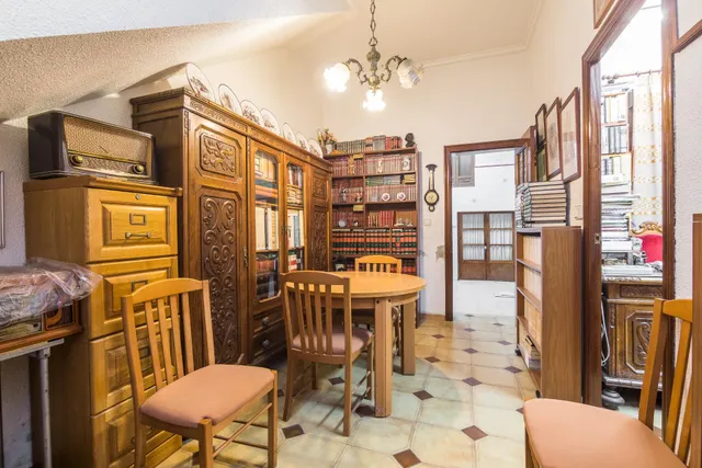 VIVIENDA UNIFAMILIAR CENTRICA — 7